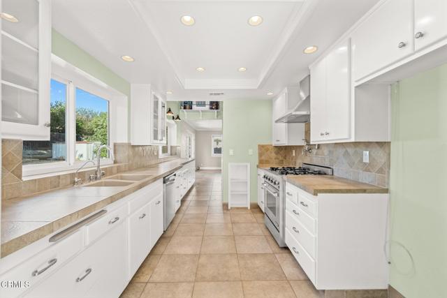 MLS #V1-32819 image #19