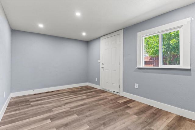3803 22nd Avenue, Sacramento CA: https://media.crmls.org/mediaz/e1bd3dad-6479-458e-b3b4-a39ef972480f.jpg