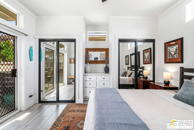 112 Pali Drive, Palm Springs CA: https://media.crmls.org/mediaz/e1bd706d-44a8-46df-bbf4-cca3712c6c51.jpg