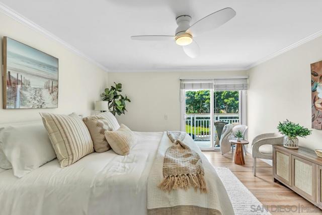 24 Montego Court, Coronado CA: https://media.crmls.org/mediaz/e1be0c0c-b684-421c-86c1-70ac24581d3f.jpg