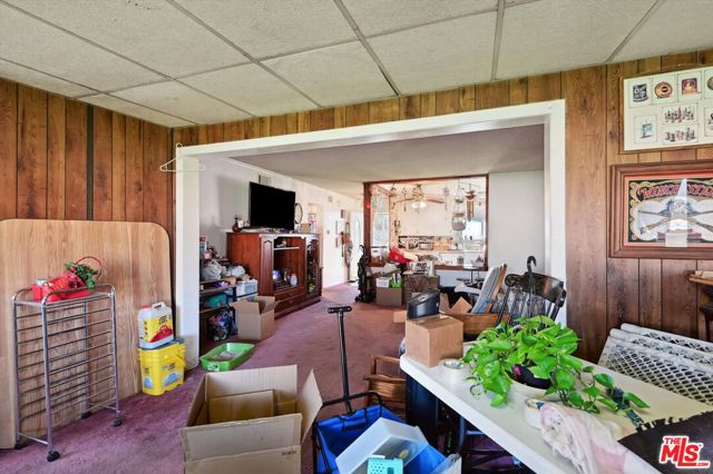 1691 Spence Street photo 8