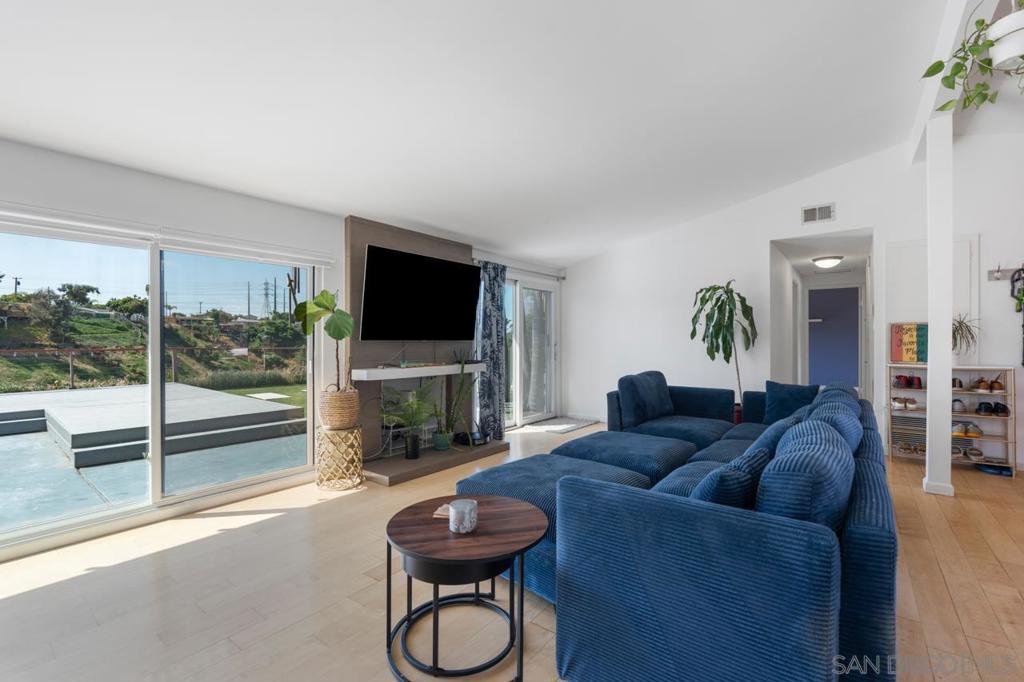 9135 Hector - photo 16