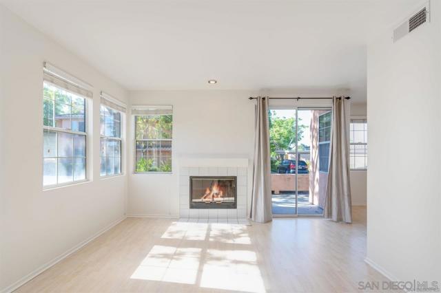 18826 Caminito Cantilena, San Diego, California 92128, 2 Bedrooms Bedrooms, ,2 BathroomsBathrooms,Condominium,For Sale,Caminito Cantilena,250031905SD
