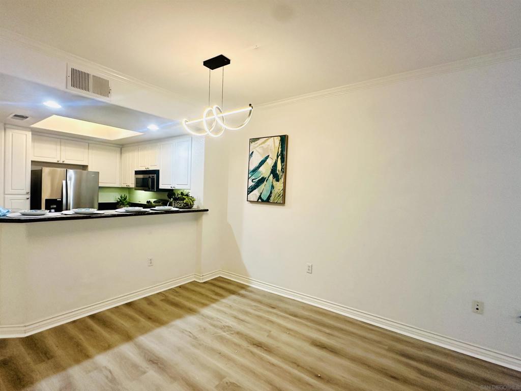 9263 Regents Rd - photo 7