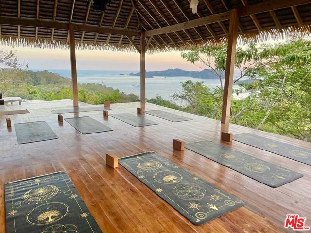 0 Paquera, Nicoya Peninsula, Costa Rica,  CA: https://media.crmls.org/mediaz/e1bfaa45-5246-4cd0-92a2-072ea3347b7f.jpg