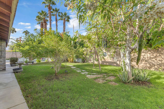 Image 40 of 47 For 40529 Meadow Lane