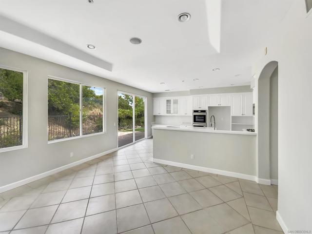 6125 Flagstone Row, La Jolla CA: https://media.crmls.org/mediaz/e1c15b22-7a00-43be-86f7-a02142c40a69.jpg