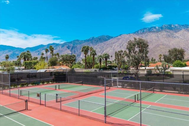 737 N Madrid Circle, Palm Springs, CA 92262