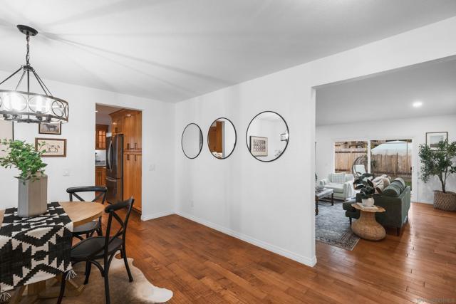 3226 Summit Drive, Escondido CA: https://media.crmls.org/mediaz/e1c3aafc-3ad6-4a64-ac71-b330b8c7efce.jpg