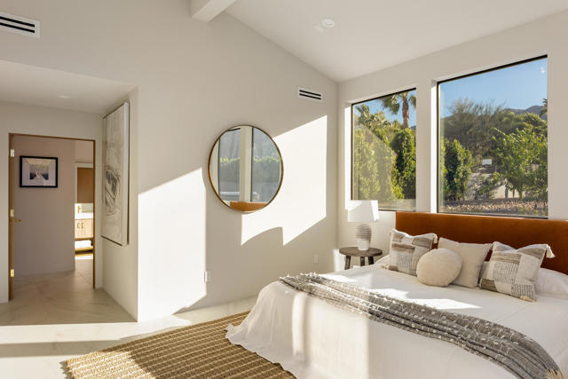 71501 Sahara Road, Rancho Mirage CA: https://media.crmls.org/mediaz/e1c4b1e3-3c12-40b1-854c-56a65ca73447.jpg