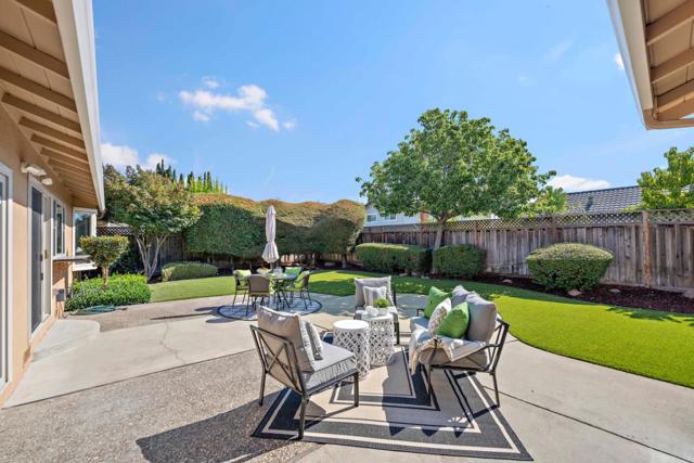 6106 Calle Esperanza, San Jose CA: https://media.crmls.org/mediaz/e1c6057b-334b-48fd-a057-7b3482e91a2c.jpg
