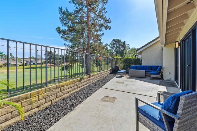 Detail Gallery Image 35 of 48 For 1922 Spyglass Cir, Vista,  CA 92081 - 4 Beds | 2/1 Baths