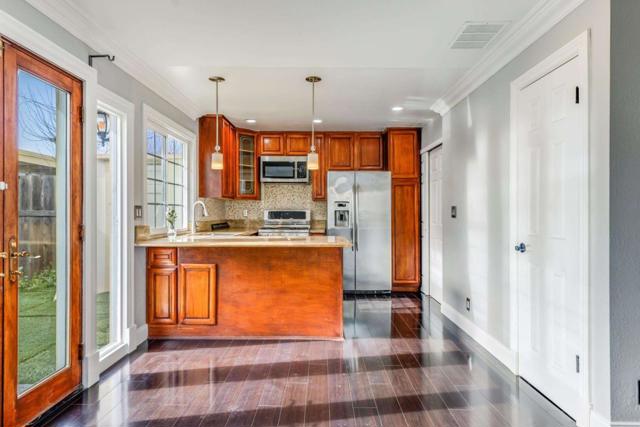 3452 Charing Cross Lane, San Jose CA: https://media.crmls.org/mediaz/e1c8467e-4220-4ea4-a246-942ed31622c9.jpg