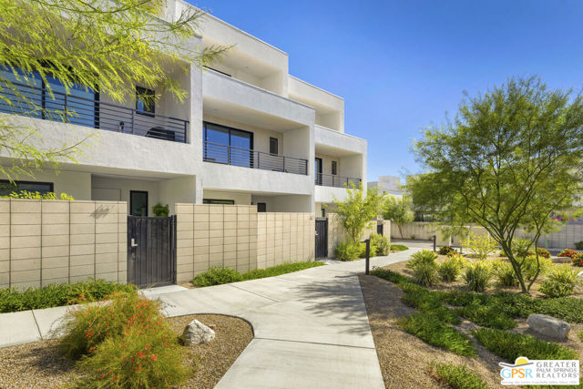467 Huddle Springs Way Entranc
