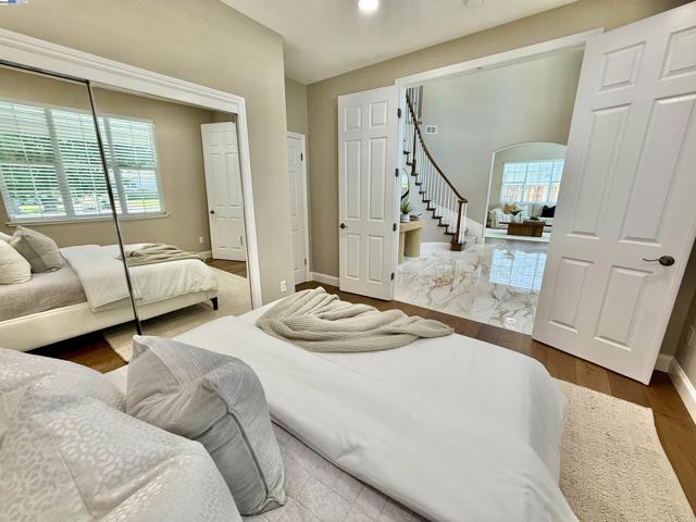 5825 Dresslar Cir, Livermore CA: https://media.crmls.org/mediaz/e1c927ea-ce76-40f7-bef0-cf0d1139af2f.jpg