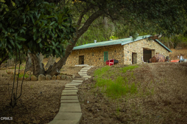 Detail Gallery Image 23 of 55 For 1519 Ayers Ave, Ojai,  CA 93023 - 5 Beds | 3 Baths