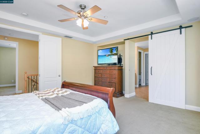 2593 Camel Back Rd, Brentwood CA: https://media.crmls.org/mediaz/e1ca01e2-61e2-4188-9b85-30c9a06dfc98.jpg