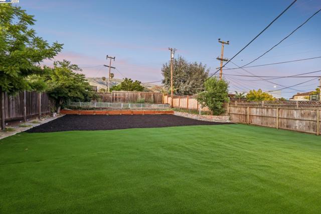 48344 Conifer St, Fremont CA: https://media.crmls.org/mediaz/e1cb1687-d14a-462b-a4a3-3fa2f8a331d3.jpg