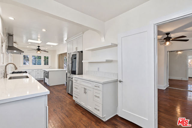 1283 South WINDSOR photo 42