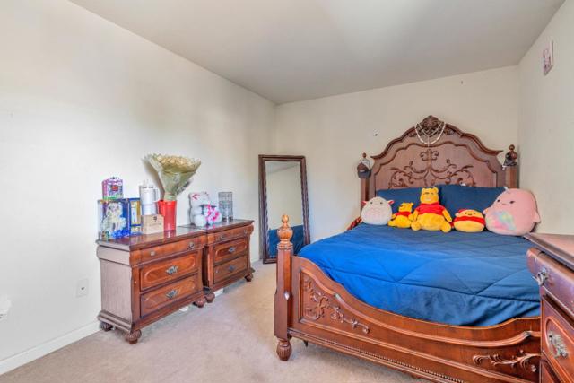 1433 Brahma Street, Patterson CA: https://media.crmls.org/mediaz/e1cdb2fc-2e85-4d67-9c1e-57b4d1038ebd.jpg