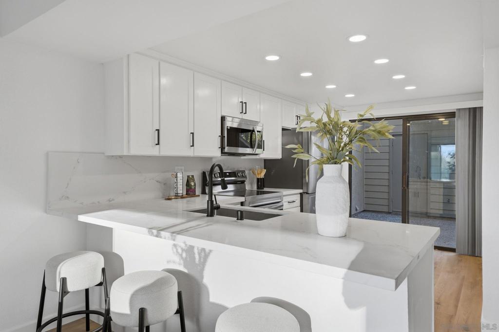 10450 Ridgewater Ln - photo 5