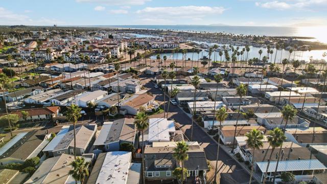 1215 Anchors Way Drive, Ventura CA: https://media.crmls.org/mediaz/e1cf184a-ebbc-4d4b-b394-44b4752e08d8.jpg