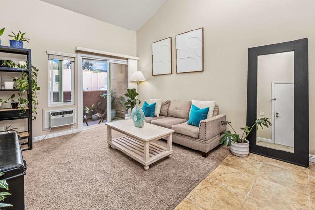 Detail Gallery Image 2 of 27 For 7740 Margerum Ave #204,  San Diego,  CA 92120 - 2 Beds | 1 Baths