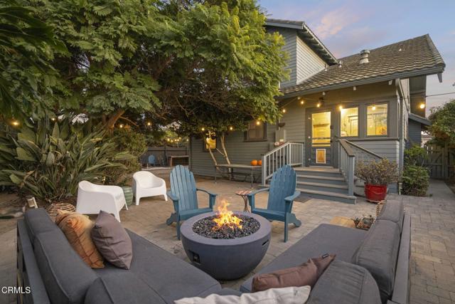 Detail Gallery Image 4 of 79 For 407 Magnolia Ave, Oxnard,  CA 93030 - 5 Beds | 2 Baths