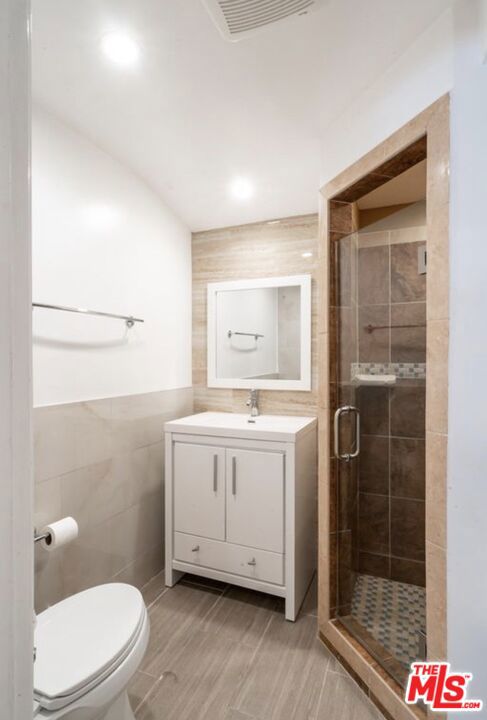 2201 Coldwater Canyon Drive photo 9