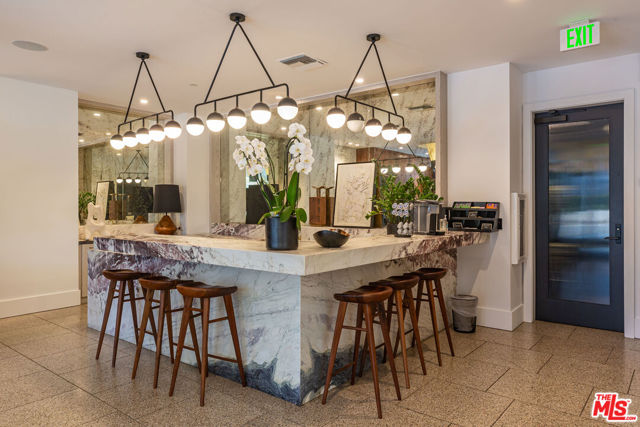 10777 Wilshire Boulevard, Los Angeles CA: https://media.crmls.org/mediaz/e1d16024-b4e2-454f-bf73-d2bfab06e1db.jpg