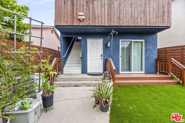 12219 Culver Boulevard, Los Angeles CA: https://media.crmls.org/mediaz/e1d1ed5f-6fbc-4e1a-b0be-215621dcaed4.jpg