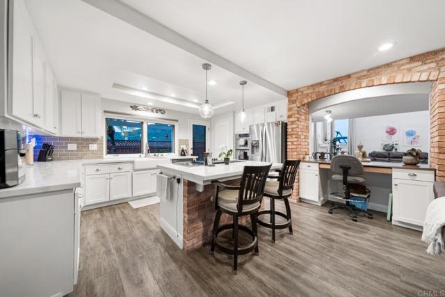 Detail Gallery Image 13 of 40 For 18383 Chetenham Ct, Rancho Bernardo (San Diego),  CA 92128 - 5 Beds | 3 Baths