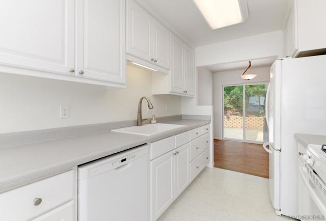 6330 Blanchard Rd, La Mesa CA: https://media.crmls.org/mediaz/e1d2c334-ec75-41d8-a440-278d2d8bd035.jpg