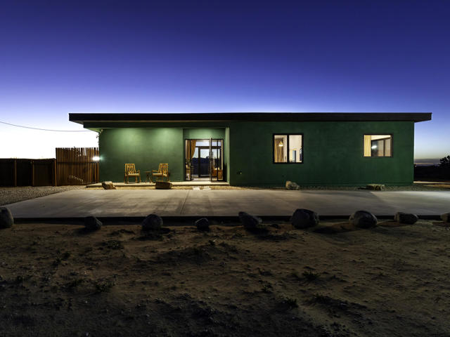 59130 Reche Road, Landers CA: https://media.crmls.org/mediaz/e1d3c060-1f16-4a18-8ea9-2c5328daa94e.jpg