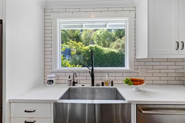 3729 Laurel Way, Redwood City CA: https://media.crmls.org/mediaz/e1d505c5-3816-4054-99d1-2da40cdf622f.jpg