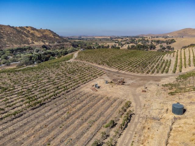 0 Airline Highway, Tres Pinos CA: https://media.crmls.org/mediaz/e1d62bdc-82c7-421f-9c41-e56c6816b184.jpg
