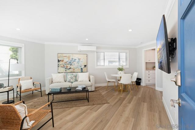 850 856 Olive Avenue, Coronado CA: https://media.crmls.org/mediaz/e1d6eb35-4b0c-49fc-a2bd-21d58eed9b6e.jpg