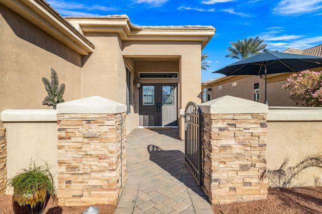 80200 Royal Birkdale Drive, Indio CA: https://media.crmls.org/mediaz/e1d6fc19-518a-47d9-9136-91fff8c2cb52.jpg