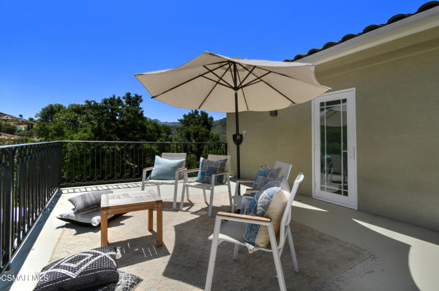 29677 Mulholland Highway, Agoura Hills CA: https://media.crmls.org/mediaz/e1d71510-cbe8-42ff-8171-c5d7bcd378c5.jpg