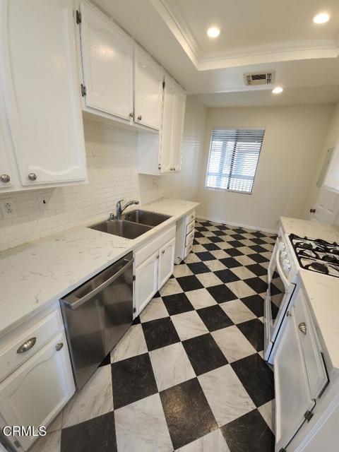 Detail Gallery Image 11 of 50 For 330 E Cordova St #377,  Pasadena,  CA 91101 - 2 Beds | 2/1 Baths