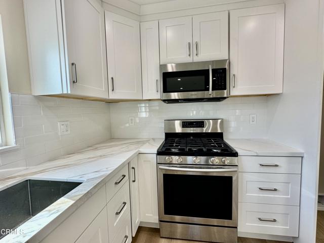Detail Gallery Image 3 of 9 For 8213 Oswego St, Sunland,  CA 91040 - 1 Beds | 1 Baths