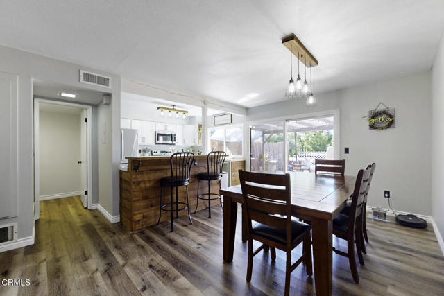 680 Redwood Lane, San Dimas CA: https://media.crmls.org/mediaz/e1d7ac47-0649-48cd-a008-2a4519f95105.jpg