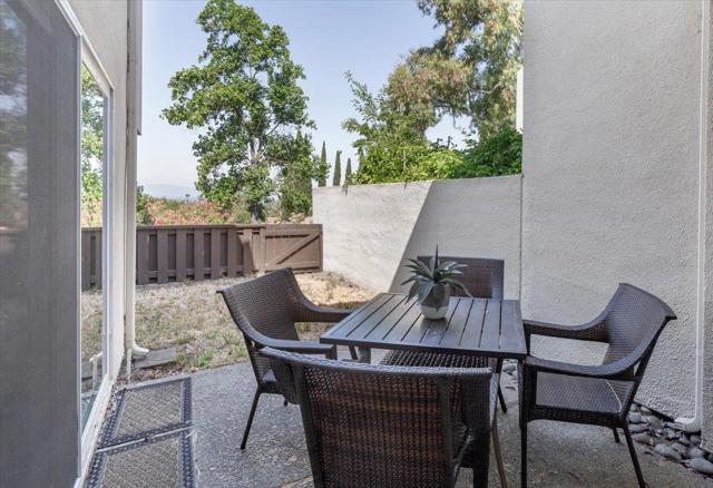 1697 Alder Creek Court, San Jose CA: https://media.crmls.org/mediaz/e1d8237b-4bce-4313-b7e2-5fdbd4a93471.jpg