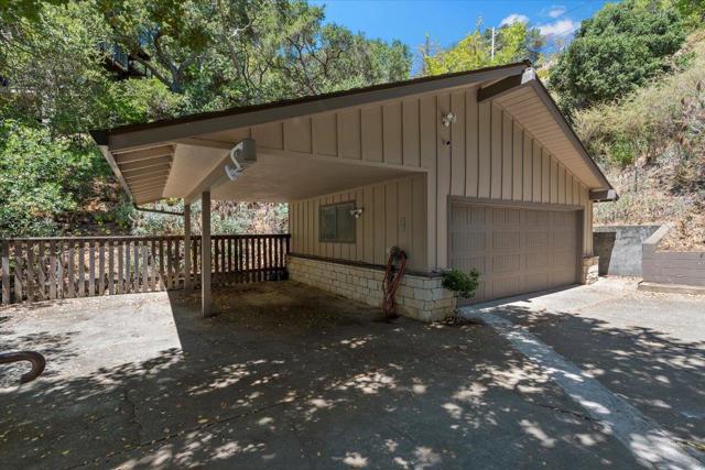 135 Lynton Avenue, San Carlos CA: https://media.crmls.org/mediaz/e1d872ad-ed1b-455e-b731-5a57acd38740.jpg