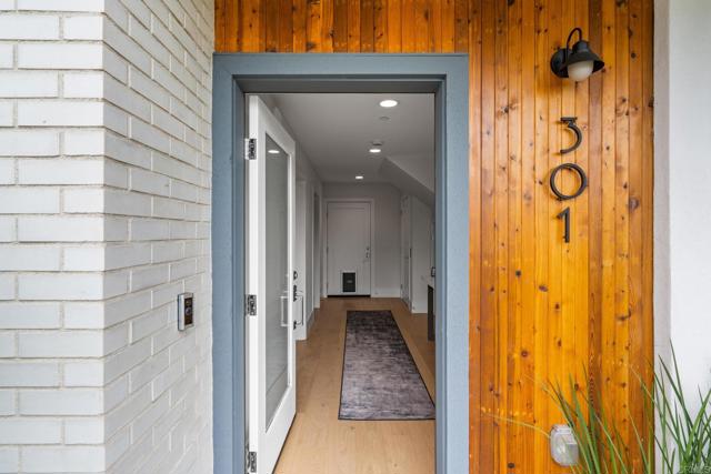 Detail Gallery Image 5 of 69 For 301 Juniper Ave, Carlsbad,  CA 92008 - 3 Beds | 3/1 Baths