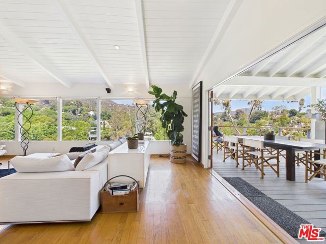 3162 Durand Drive, Los Angeles CA: https://media.crmls.org/mediaz/e1da2604-c4c3-4b97-984f-4902a790915d.jpg