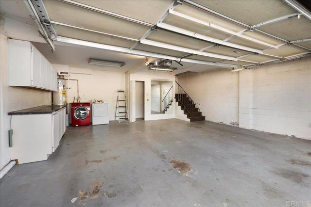 Detail Gallery Image 17 of 28 For 730 Silver Dr, Vista,  CA 92083 - 3 Beds | 2/1 Baths