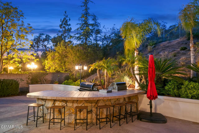 980 Via Anita, Newbury Park CA: https://media.crmls.org/mediaz/e1db9438-5b89-46f1-9110-0ae72a1f413d.jpg