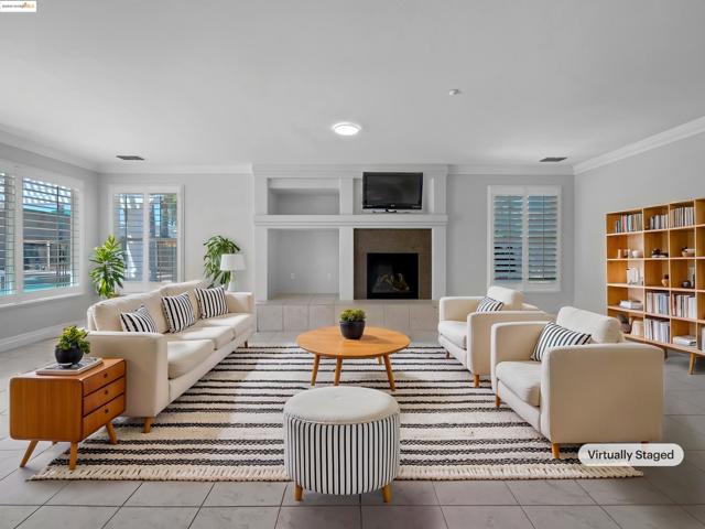1127 Santa Margherita Way, Brentwood CA: https://media.crmls.org/mediaz/e1dba13e-99ba-482c-ab75-a552296100f7.jpg