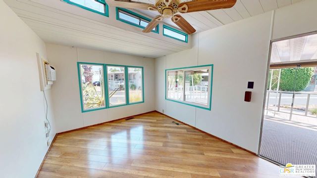 15 Mckinley Drive, Cathedral City CA: https://media.crmls.org/mediaz/e1dd9d6e-6629-447c-8901-791b6ba4f442.jpg